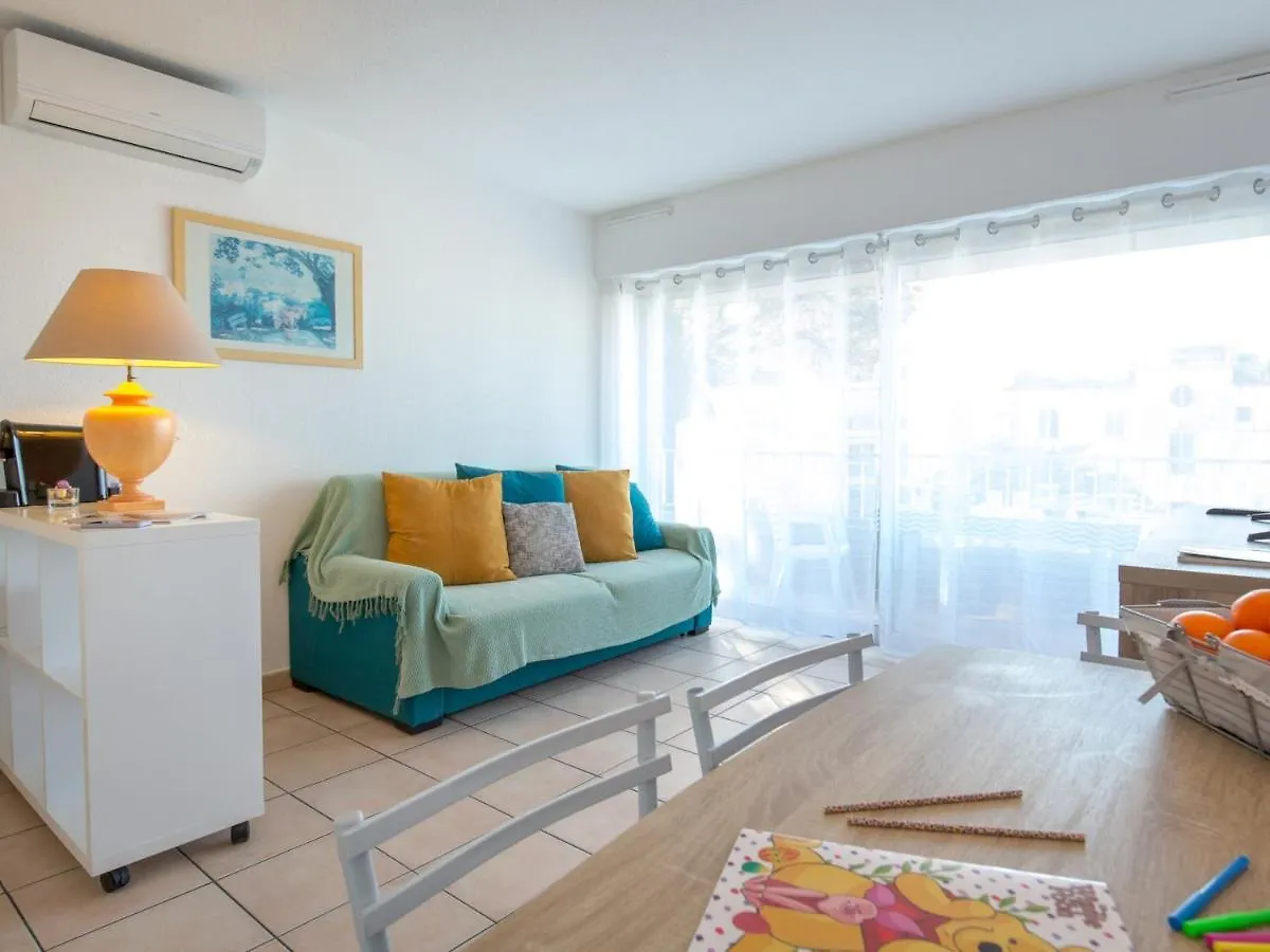 Apartment Appartement 2 Pieces Avec Terrasse - Plage A 50M - Climatise - Proche Gare Et Commerces - Fr-1-466A-4 Saint-Raphael