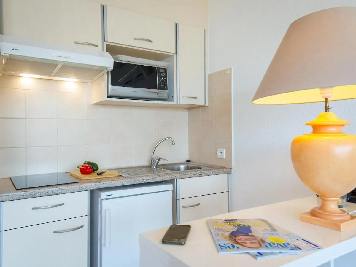 Appartement 2 Pieces Avec Terrasse - Plage A 50M - Climatise - Proche Gare Et Commerces - Fr-1-466A-4 Saint-Raphael  0*, Saint-Raphael (Var)